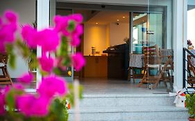 Port Marina Hotel